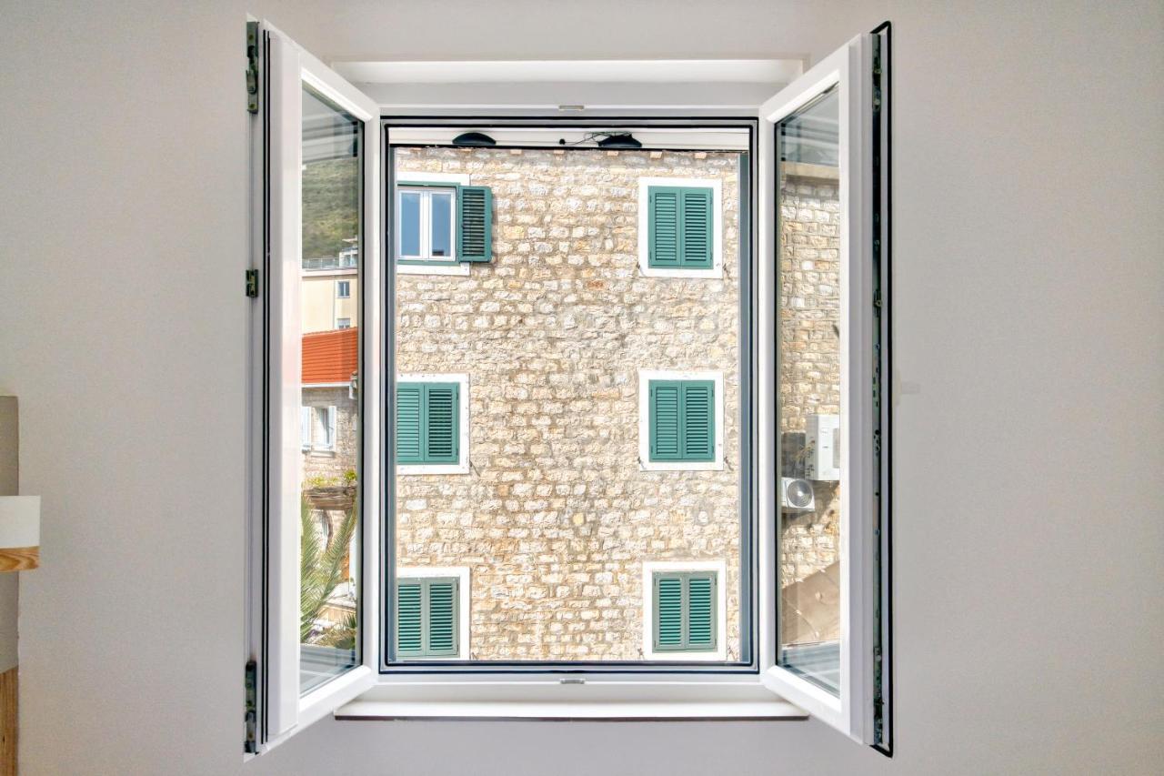 Symphony Apartments Street View Petrovac na moru Exterior foto